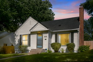 Welcome to 5549 27th Avenue S, a 1948 bungalow just a half-mile east of Lake Nokomis in the Wenonah neighborhood of South Minneapolis.