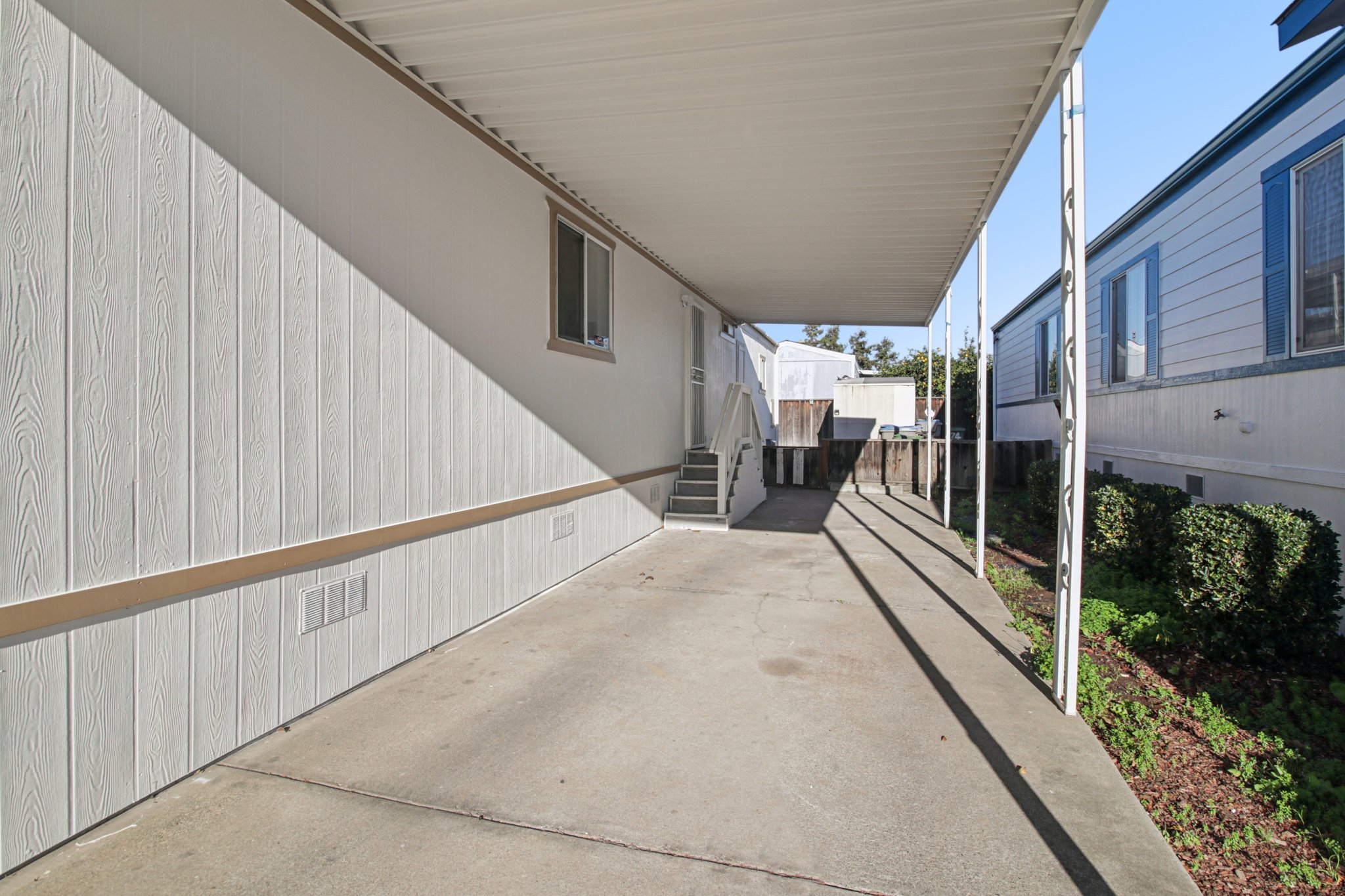 Umbarger Rd-S0901-032.jpg