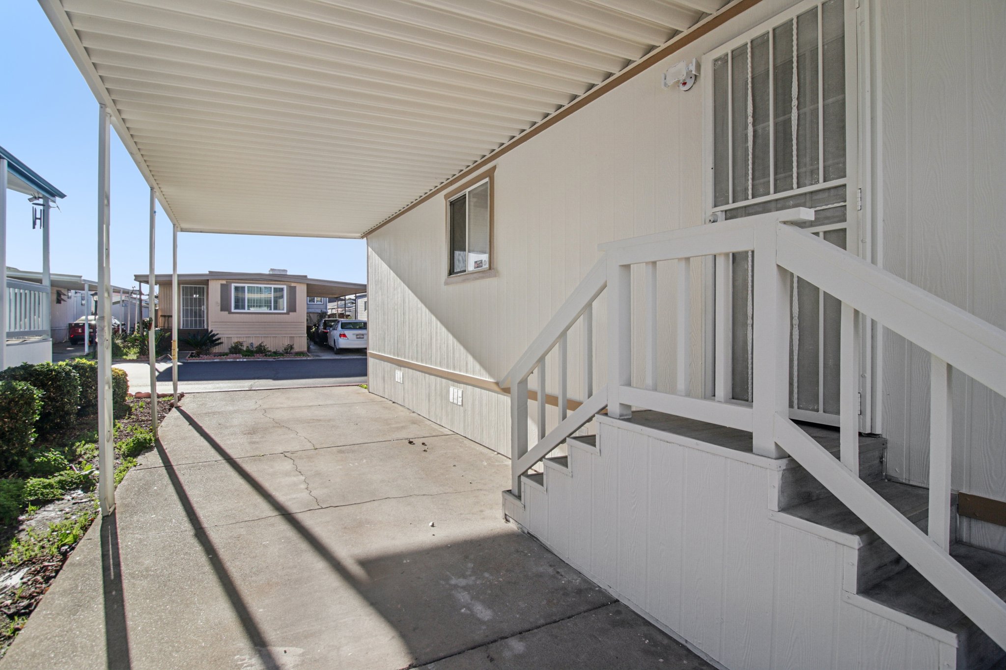 Umbarger Rd-S0901-033.jpg