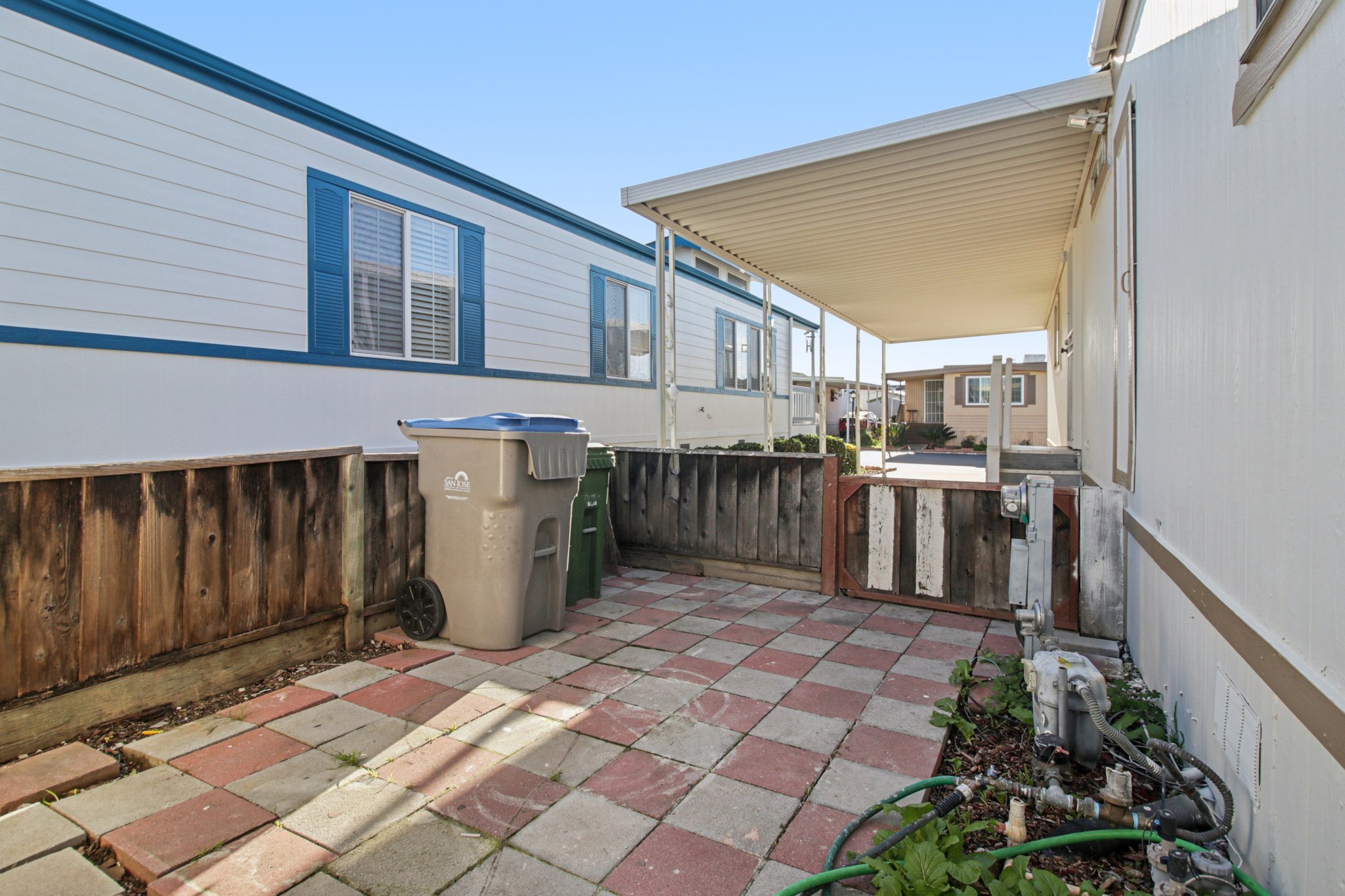 Umbarger Rd-S0901-035.jpg