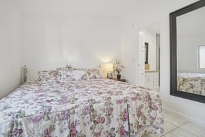 Umbarger Rd-S0901-024.jpg