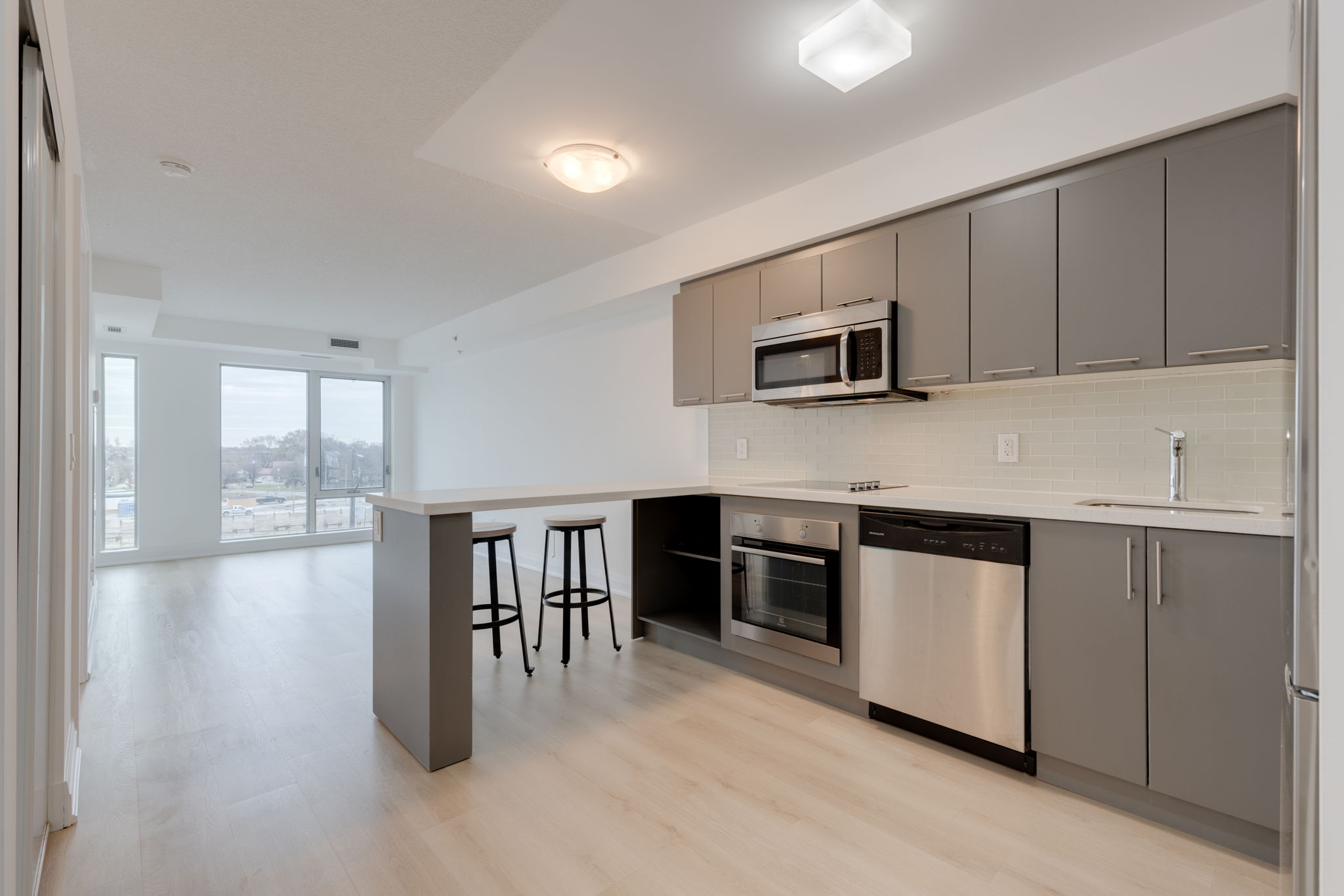 Toronto property showcase — delivered property photograph 4