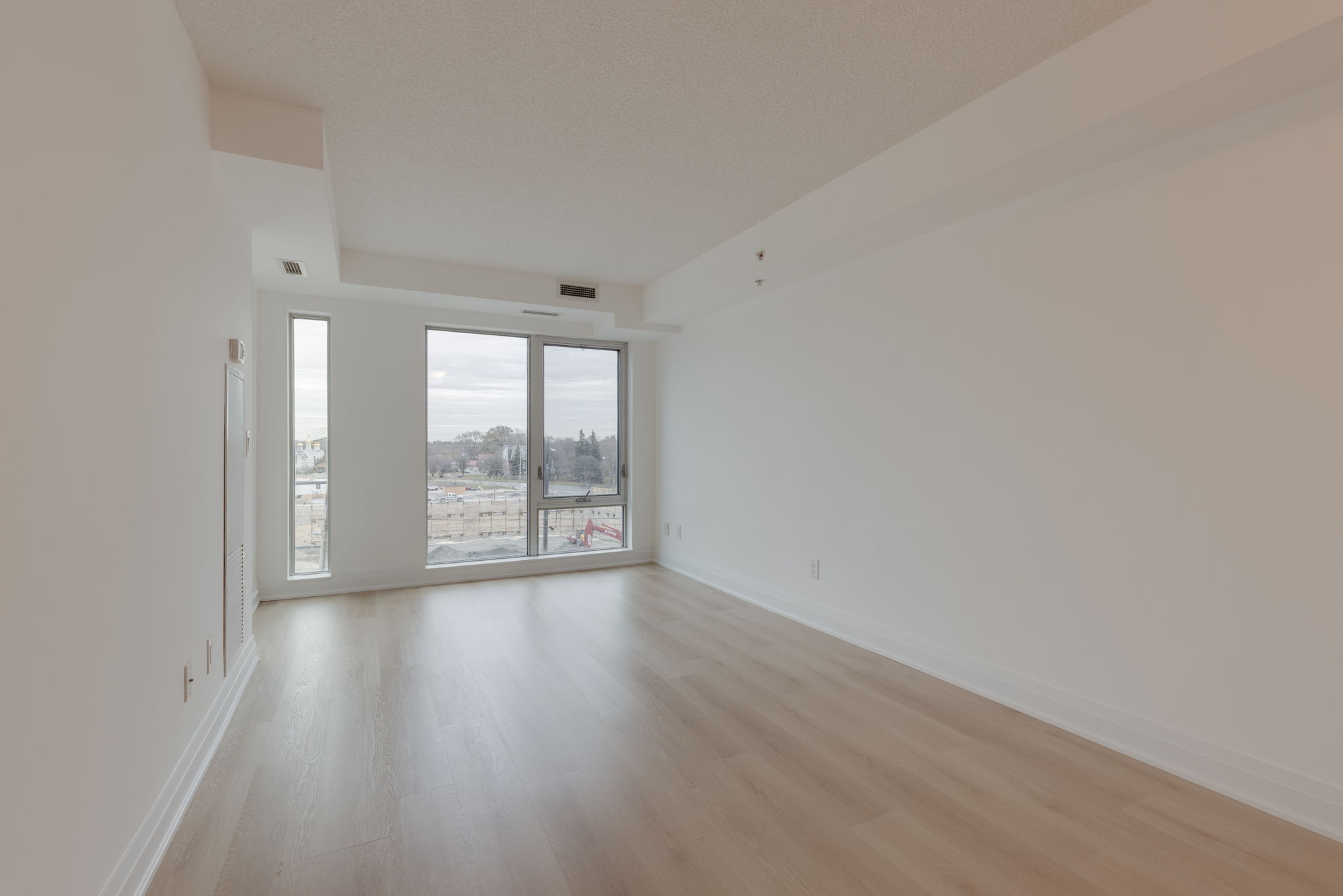 Toronto property showcase — delivered property photograph 8