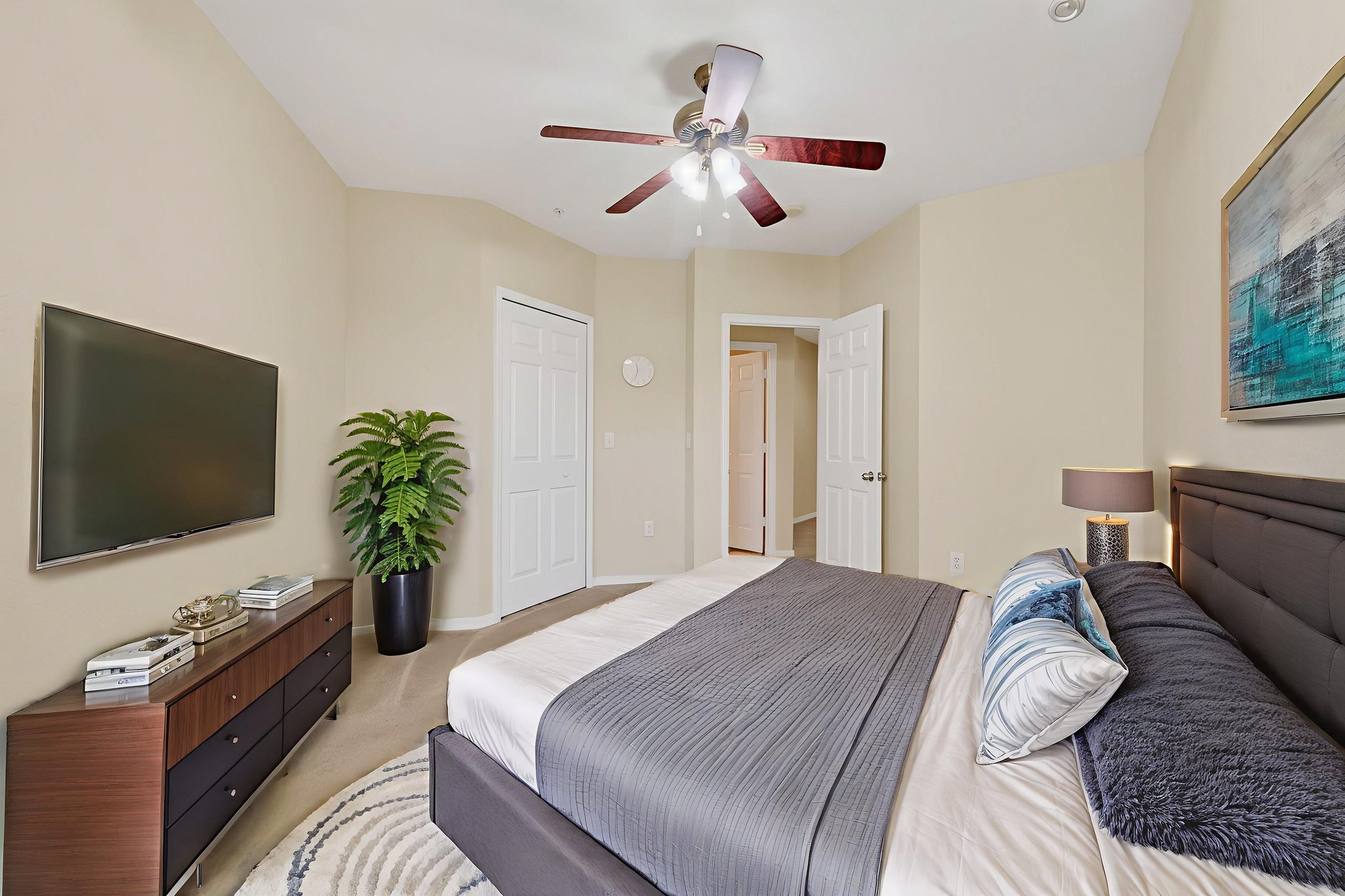 5550 E Michigan St-25 virtually staged.jpeg