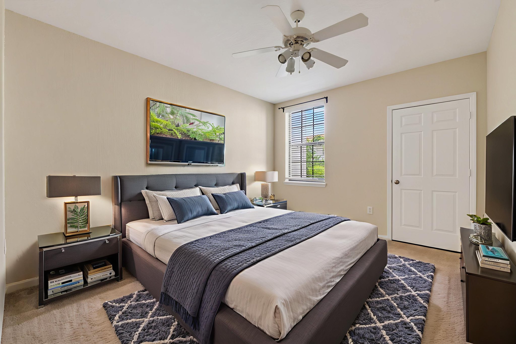 5550 E Michigan St-31 virtually staged.jpeg