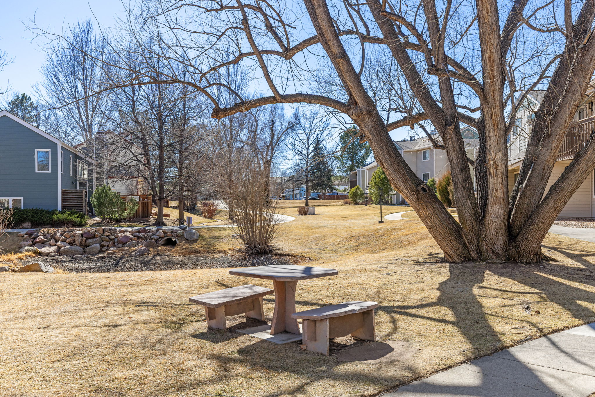 Enchanting Stonewall Place community, with mature trees, ponds and parks