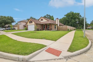 Fawn Trail Ln-0506-003.jpg