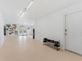  Photo 49