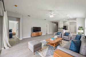 IMG_3588 virtually staged.jpeg