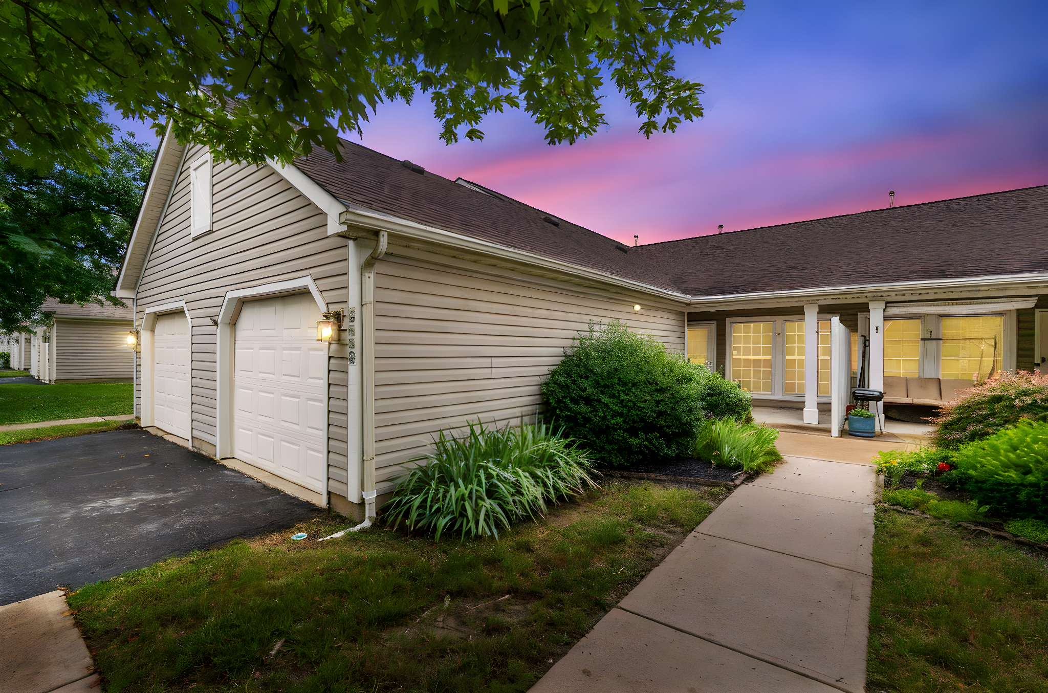 5556 Parkshire Drive (Exterior)-5 day to dusk.jpeg