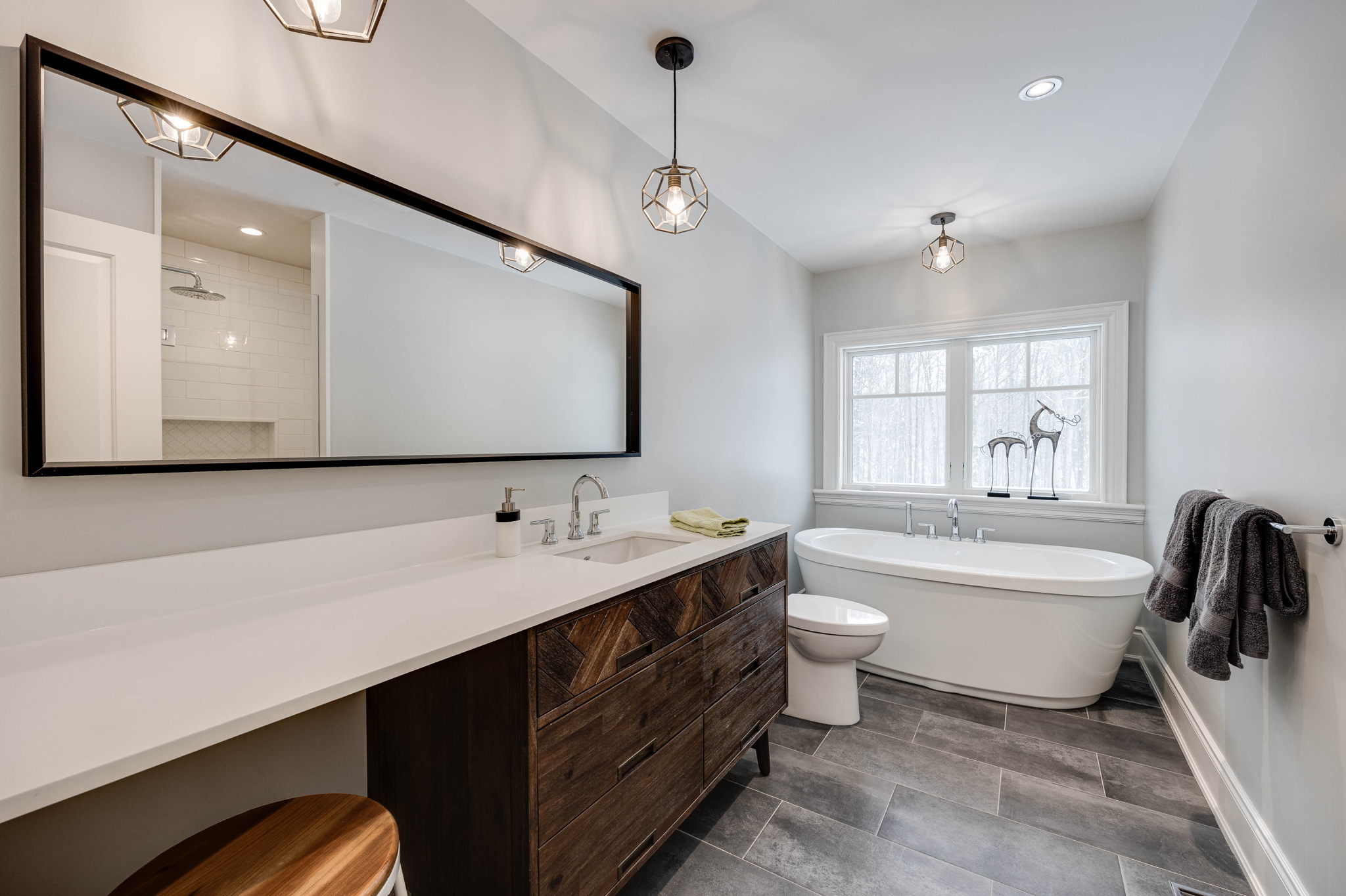 Main Bathroom
