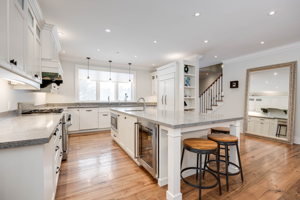 5556 Vivian Rd, Whitchurch-Stouffville, ON L4A 7X4, Canada Photo 8