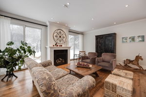 5556 Vivian Rd, Whitchurch-Stouffville, ON L4A 7X4, Canada Photo 16