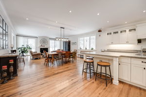 5556 Vivian Rd, Whitchurch-Stouffville, ON L4A 7X4, Canada Photo 5