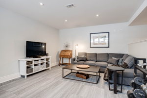 5556 Vivian Rd, Whitchurch-Stouffville, ON L4A 7X4, Canada Photo 59
