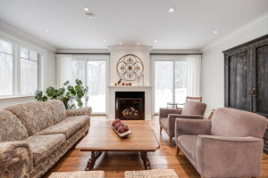 5556 Vivian Rd, Whitchurch-Stouffville, ON L4A 7X4, Canada Photo 15