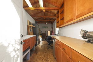  Photo 33