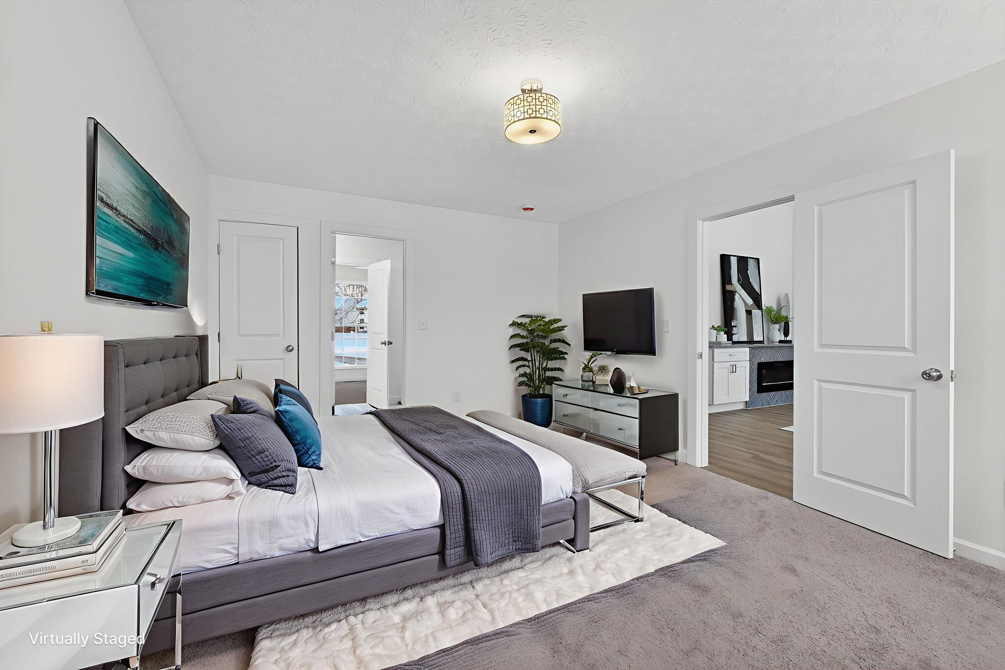 5561 walnut view blvd (Interior)-30 virtually staged.jpeg