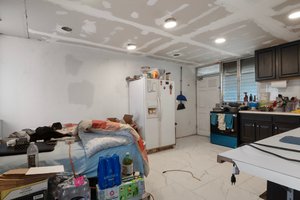  Photo 36