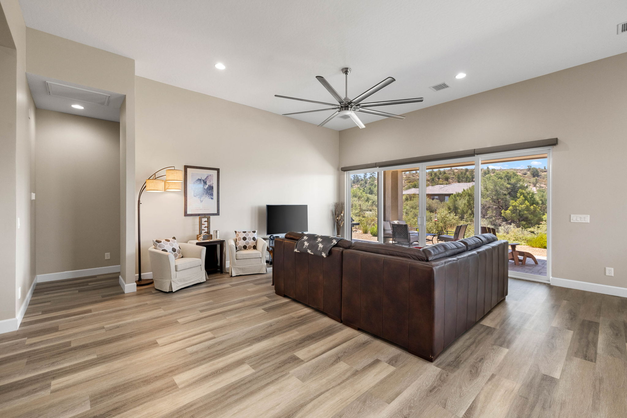 Living Room (1)