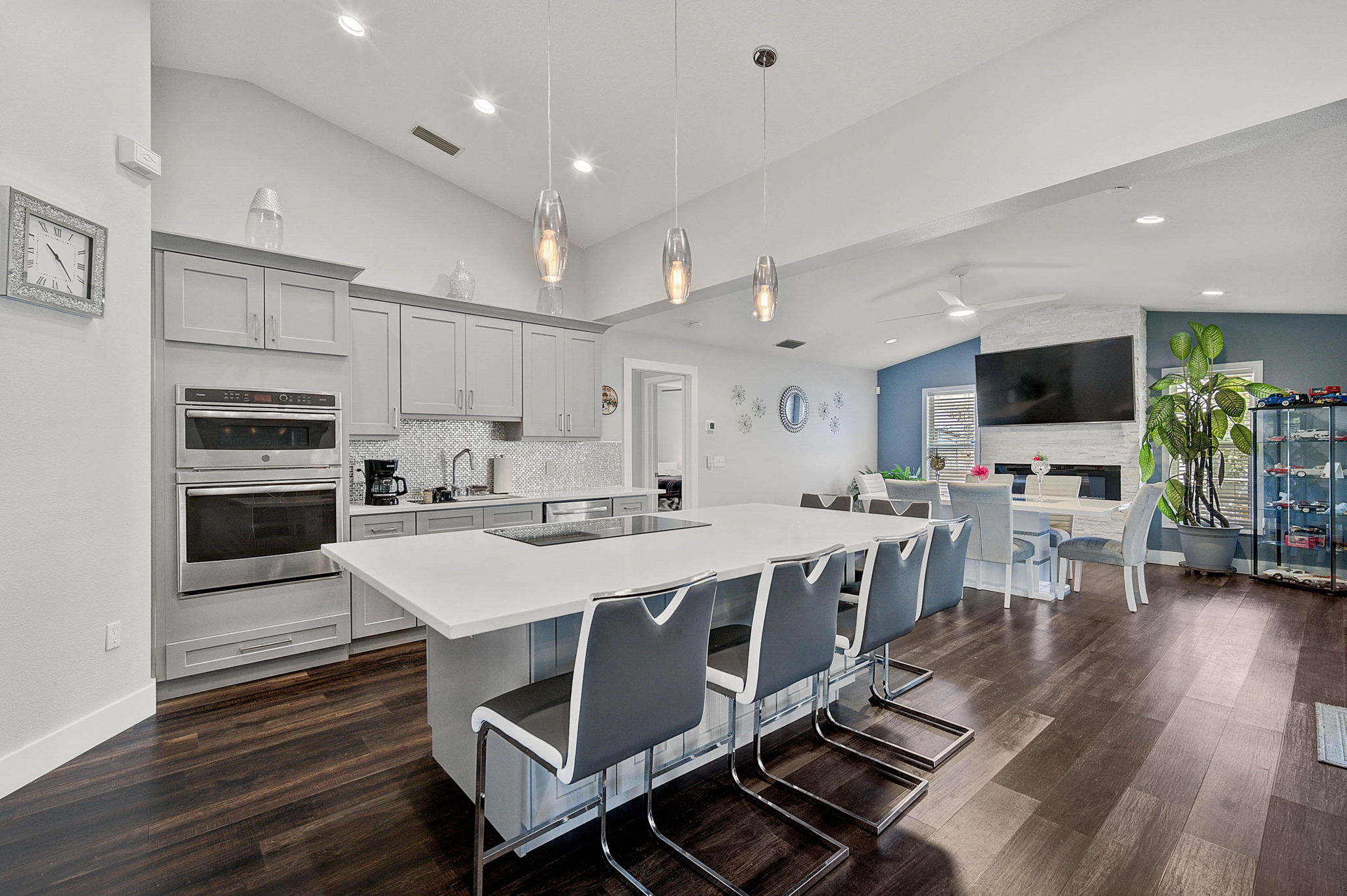 5565 Sweetwater Oak Dr-6
