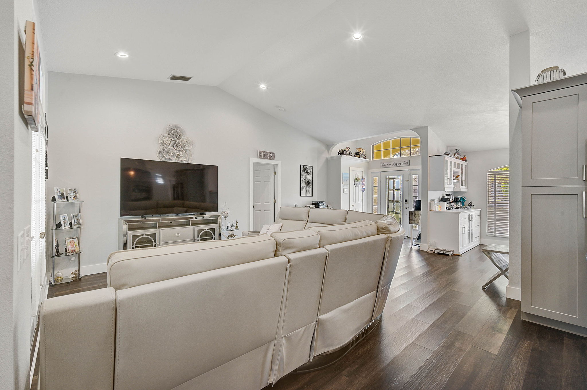5565 Sweetwater Oak Dr-16