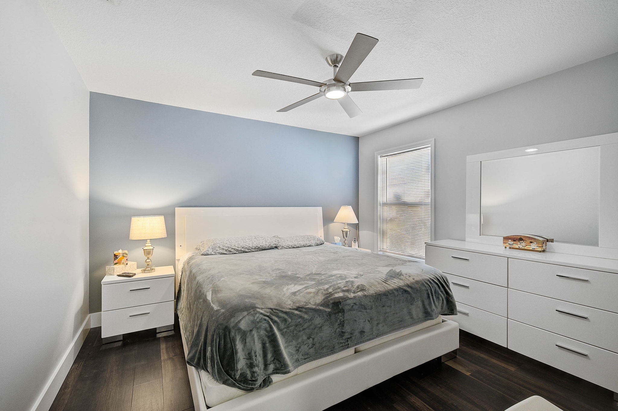 5565 Sweetwater Oak Dr-23