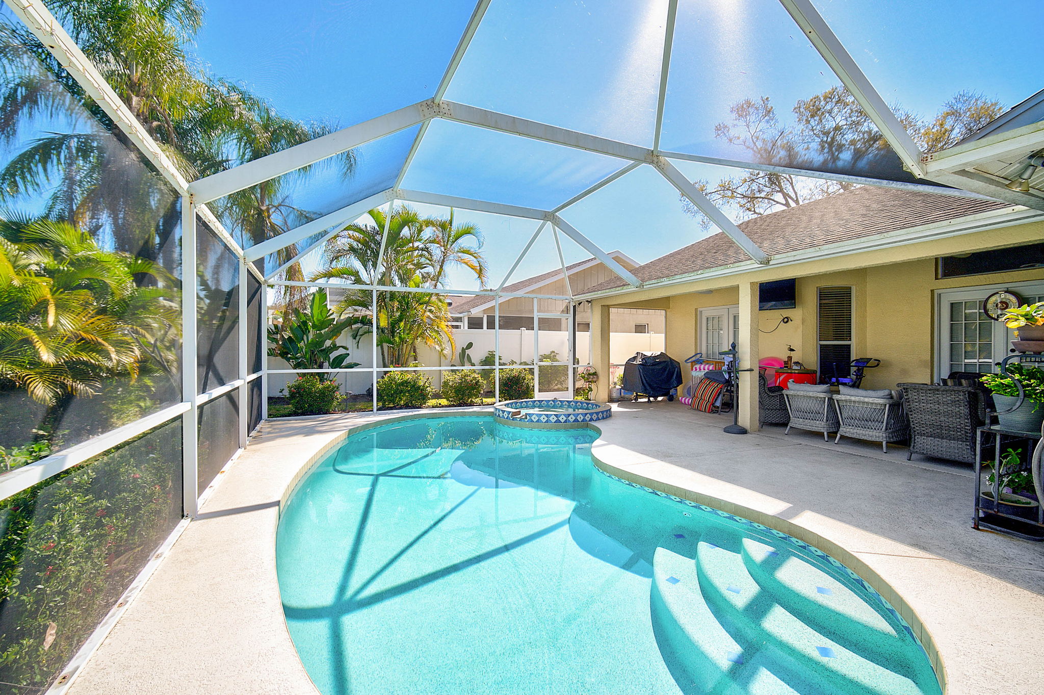 5565 Sweetwater Oak Dr-32