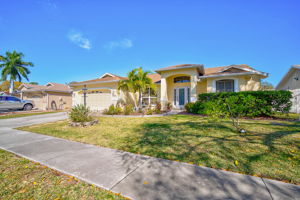 5565 Sweetwater Oak Dr-4