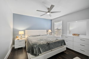 5565 Sweetwater Oak Dr-23