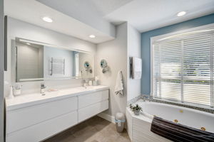 5565 Sweetwater Oak Dr-27