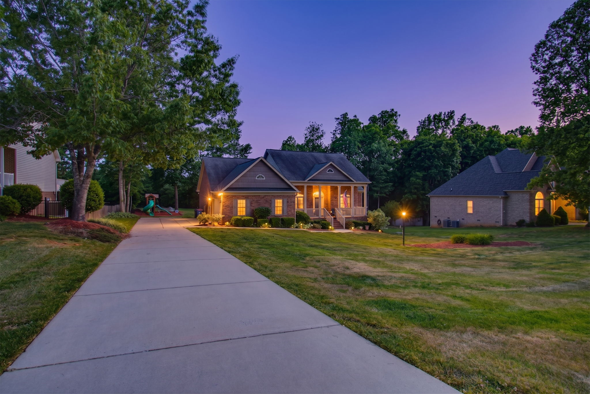 5567 Friendship Glen Dr-5