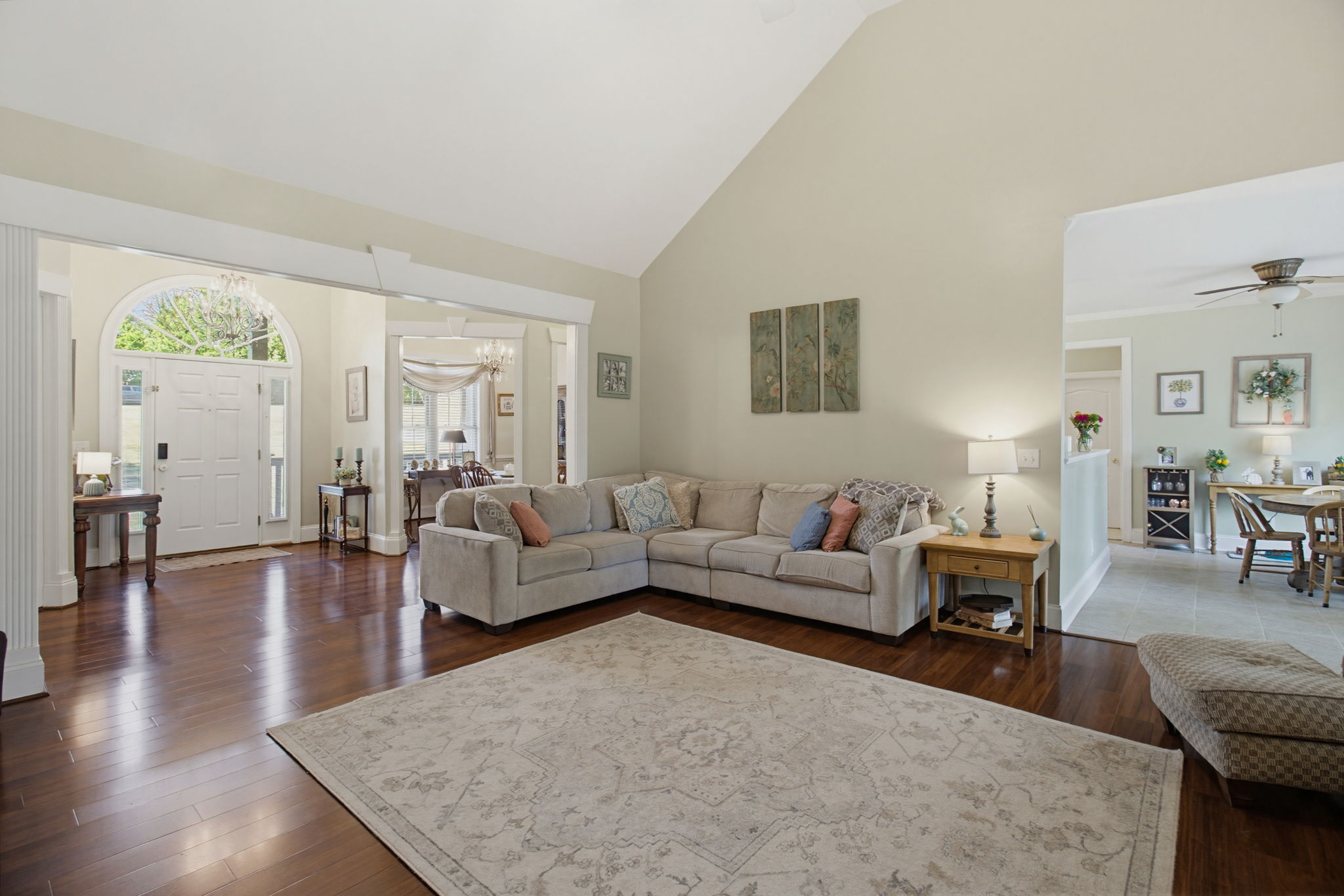 5567 Friendship Glen Dr-11