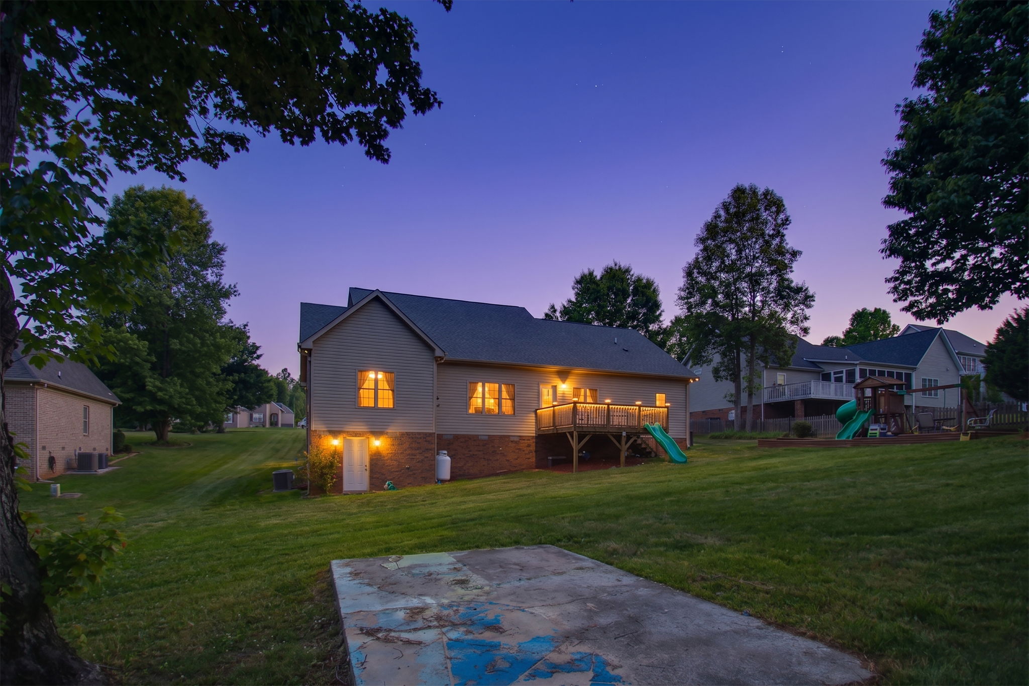 5567 Friendship Glen Dr-33