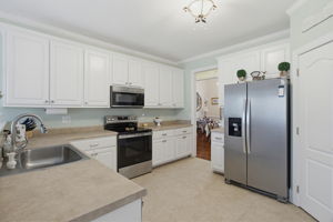 5567 Friendship Glen Dr-16