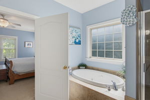 5567 Friendship Glen Dr-24