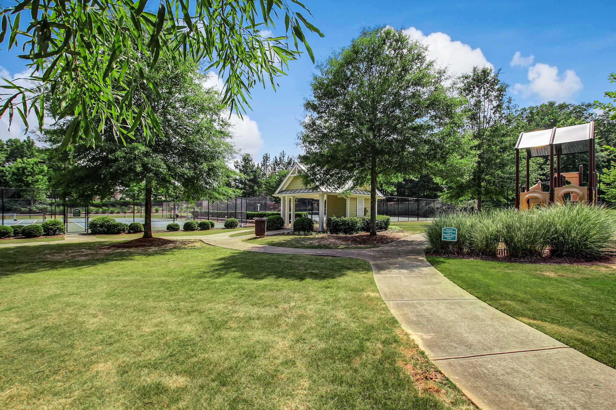 Bakers Farm Circle