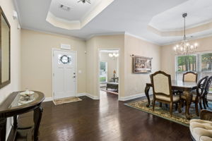 Foyer/Dining Room