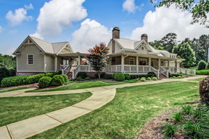 Bakers Farm Circle