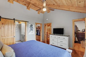  Photo 50