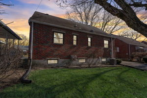 Shadowlawn Ave - VT-002