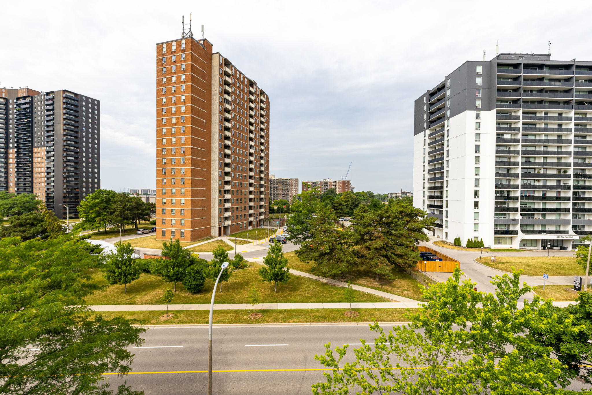 Toronto property showcase — delivered property photograph 26