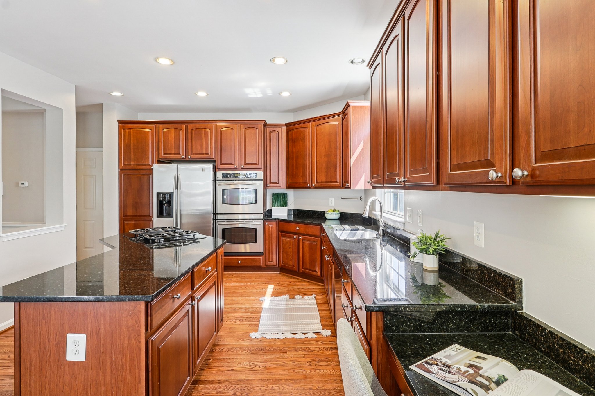 La Vista Dr-S2706-022.jpg