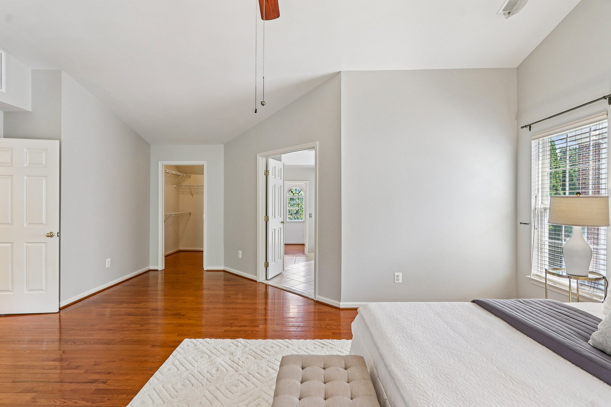 La Vista Dr-S2706-053.jpg