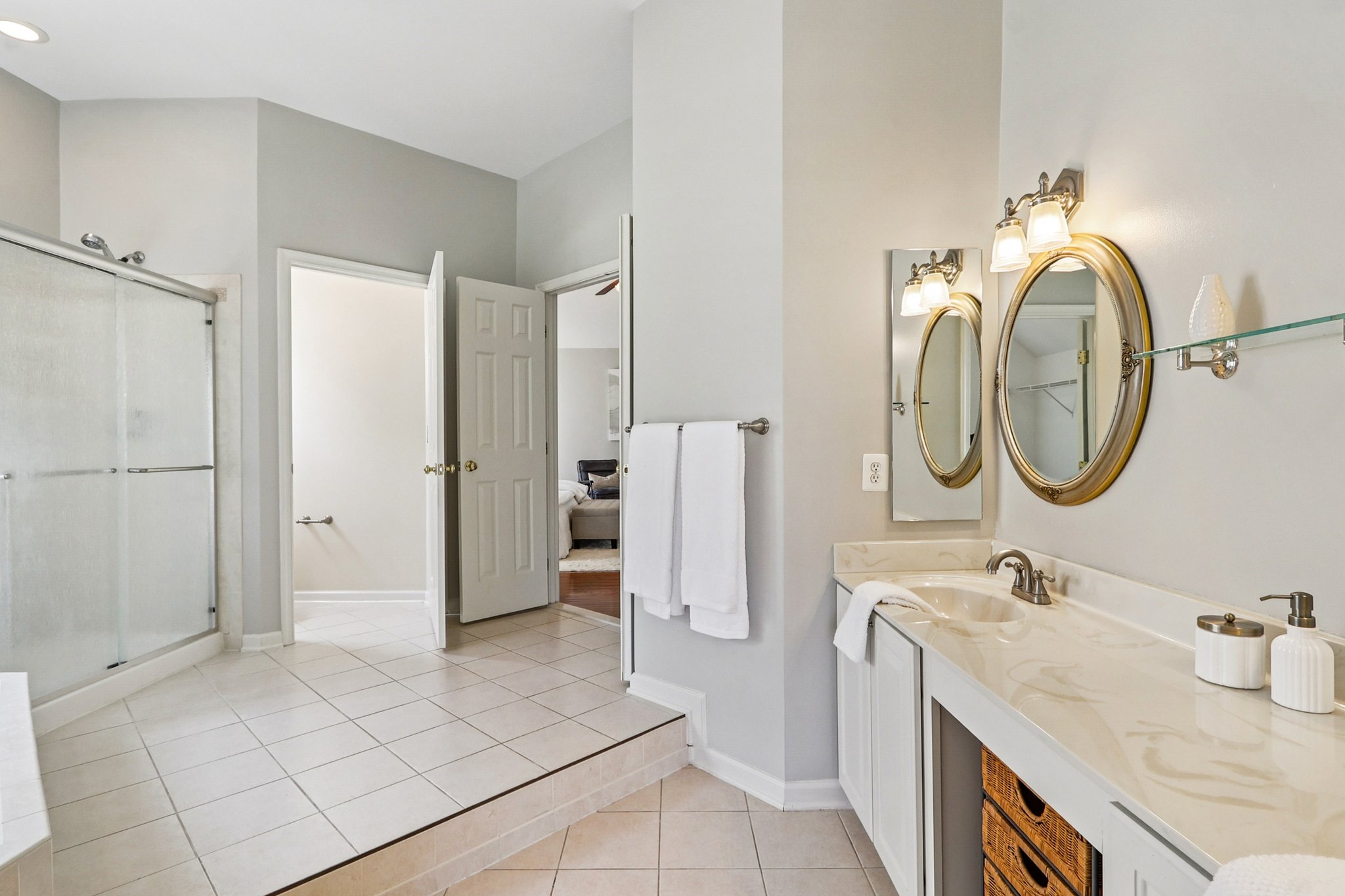 La Vista Dr-S2706-062.jpg