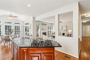 La Vista Dr-S2706-025.jpg