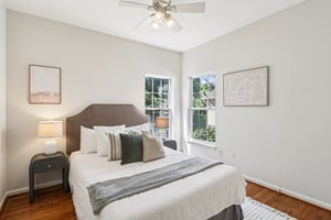 La Vista Dr-S2706-031.jpg