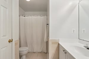 La Vista Dr-S2706-047.jpg
