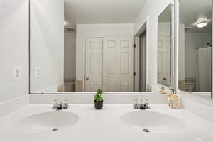 La Vista Dr-S2706-049.jpg