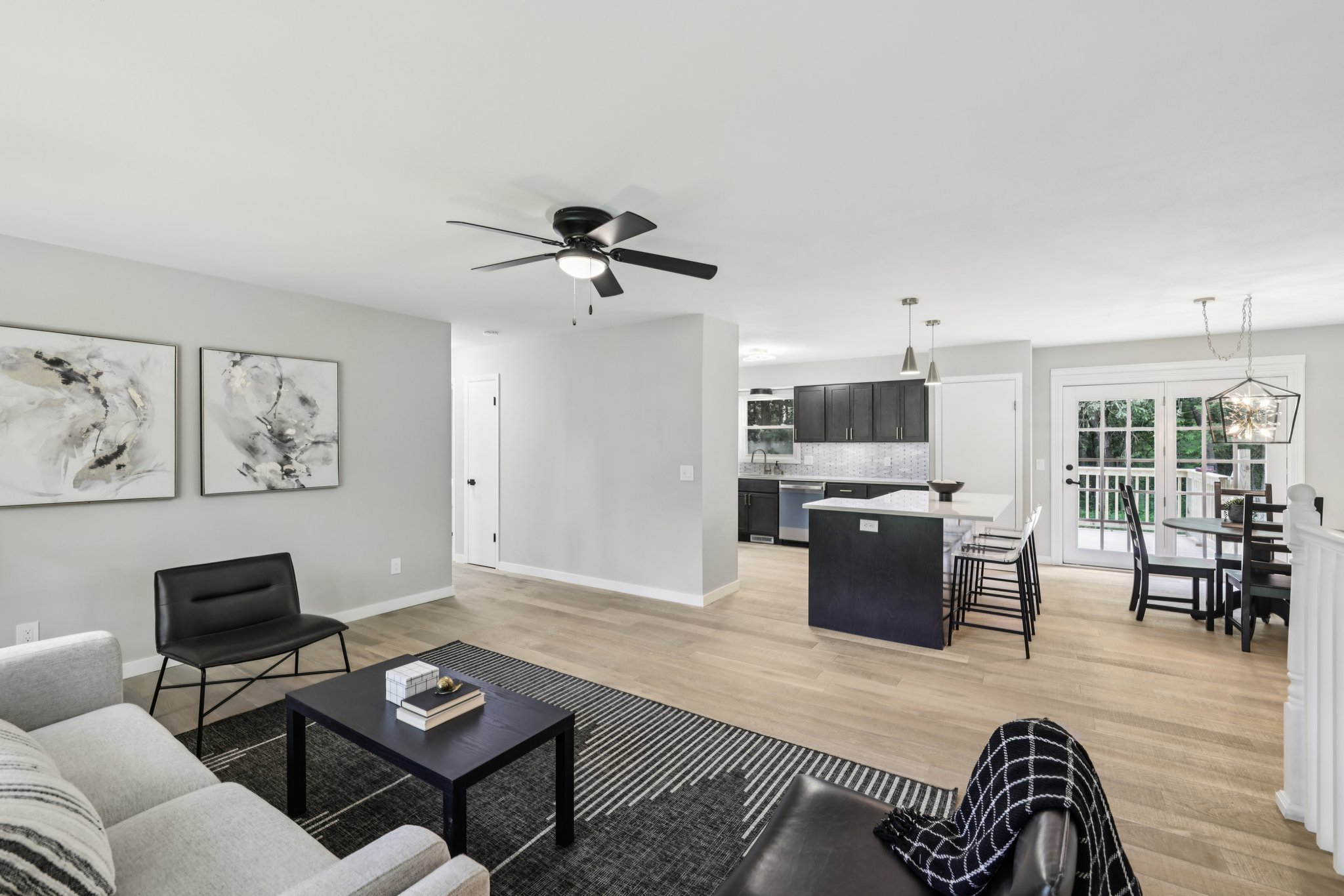 Sheil Dr-0706-010.jpg